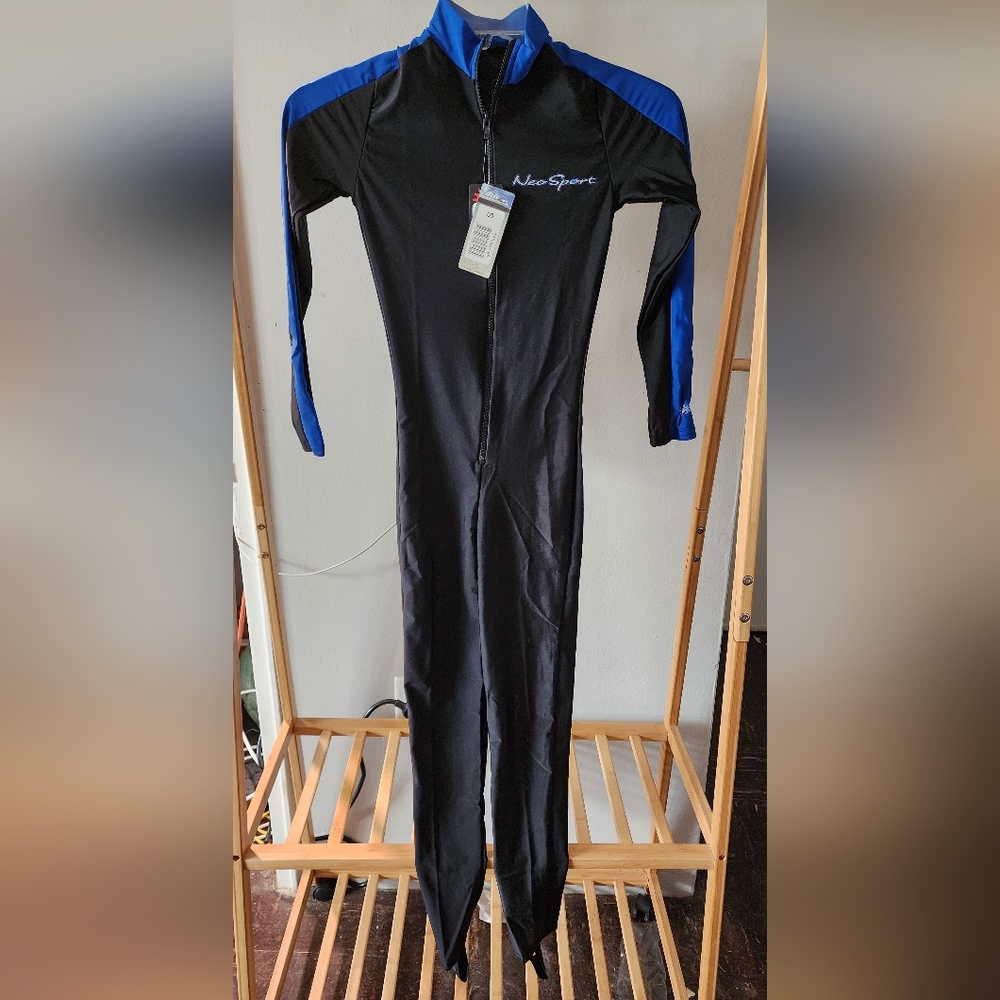 NWT Neosport Wer Suit‎ Kids